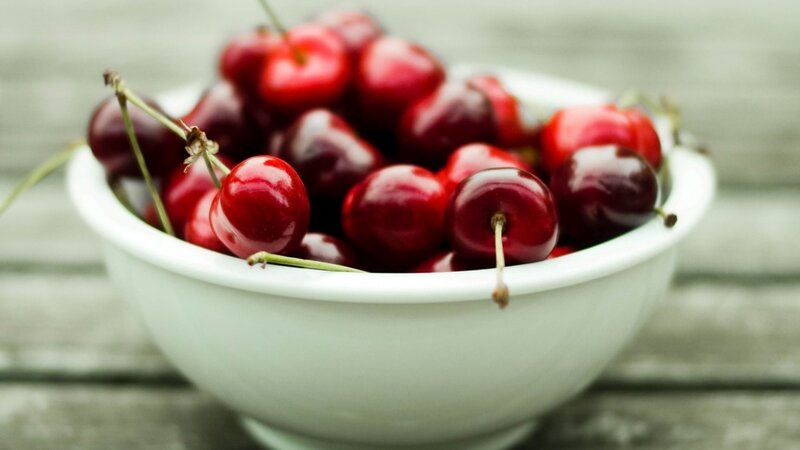 bowl of fresh cherries