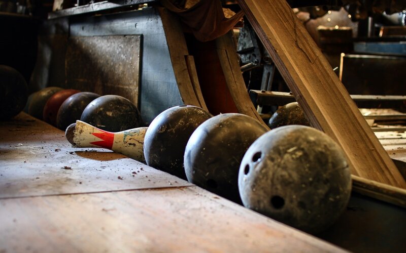 Bowling Balls and Pin