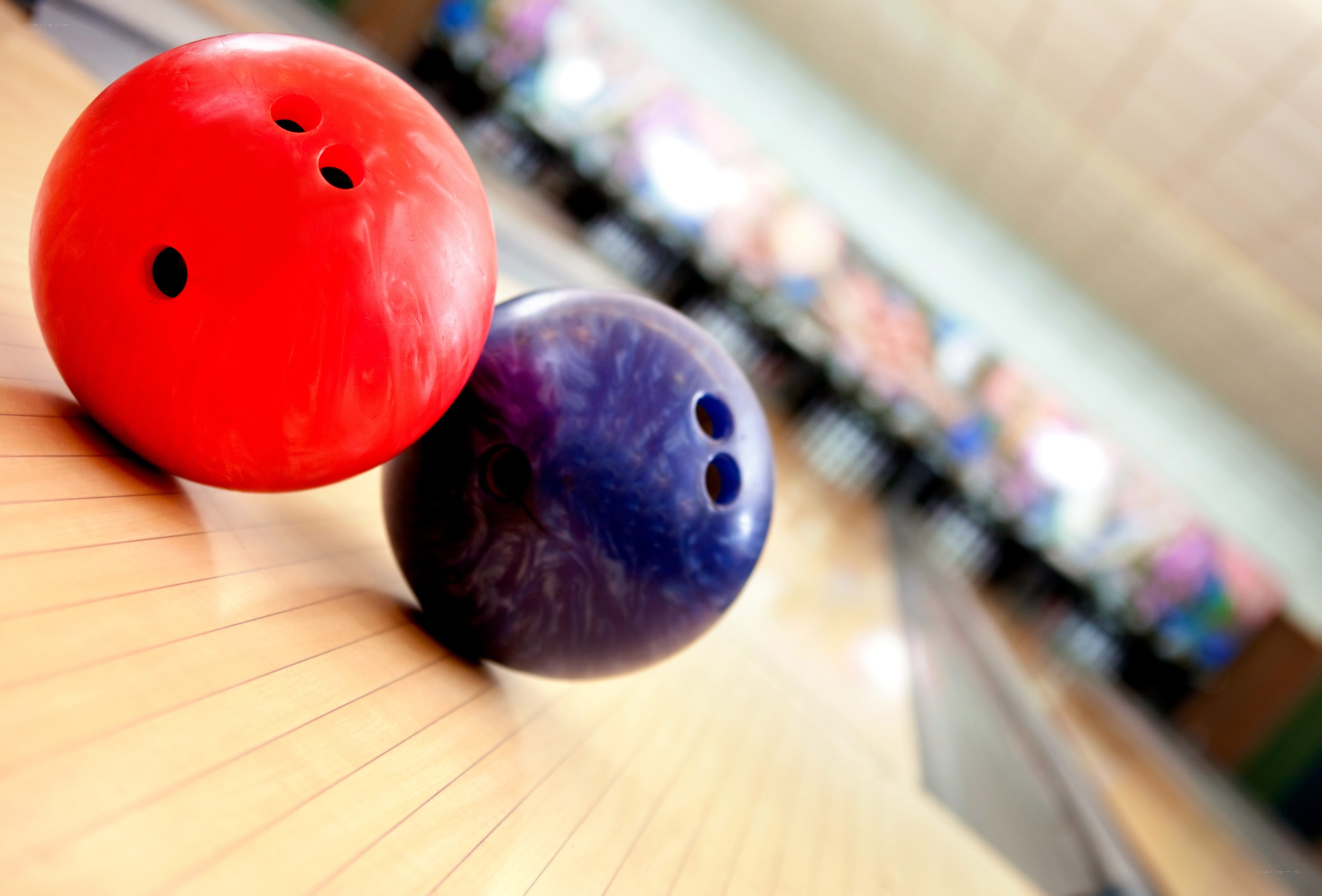 Bowling balls on lane