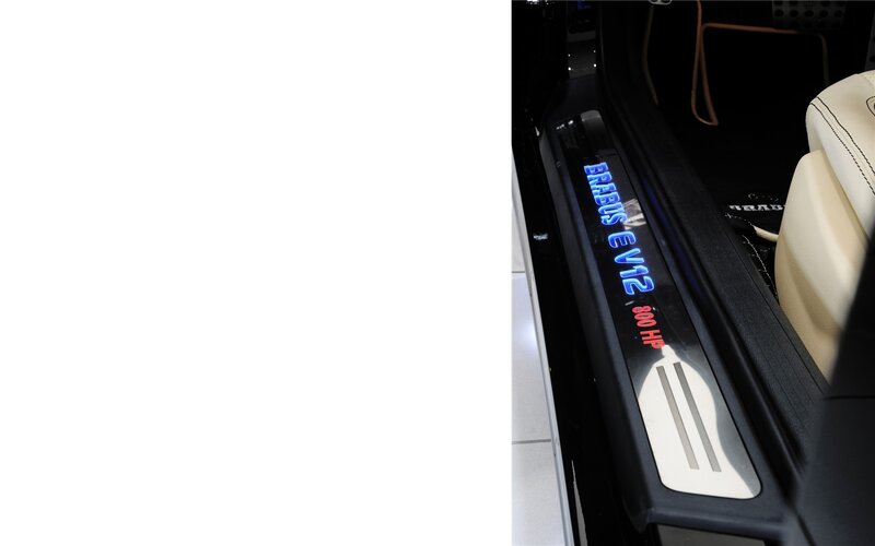 Brabus E V12 door sill