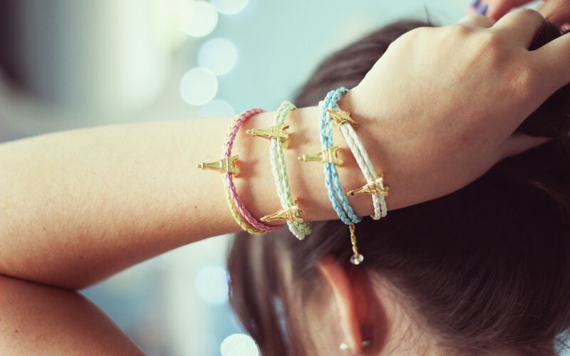 bracelets with eiffel tower charms