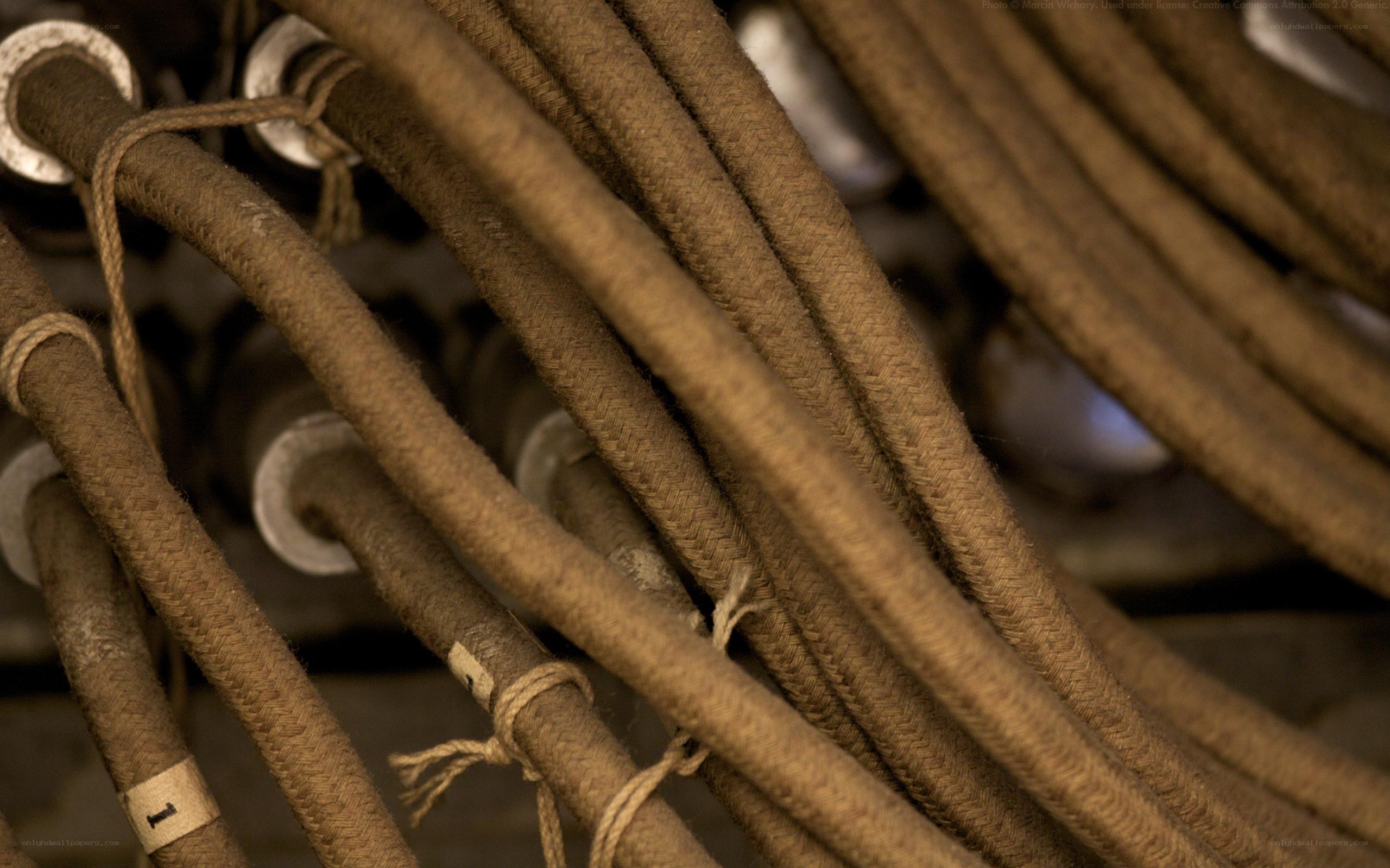 Braided cables in a machine