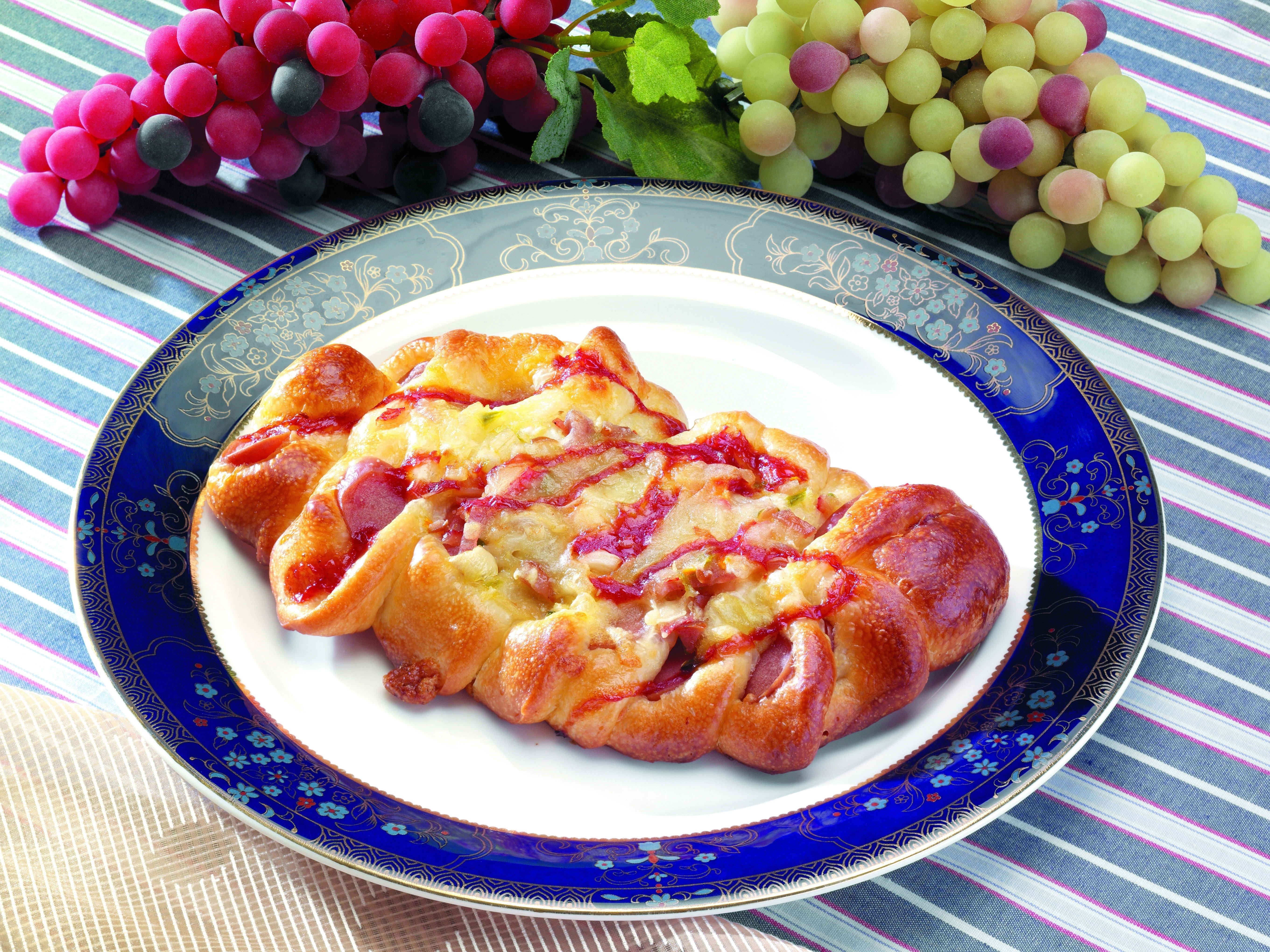 Braided sausage and cheese bread