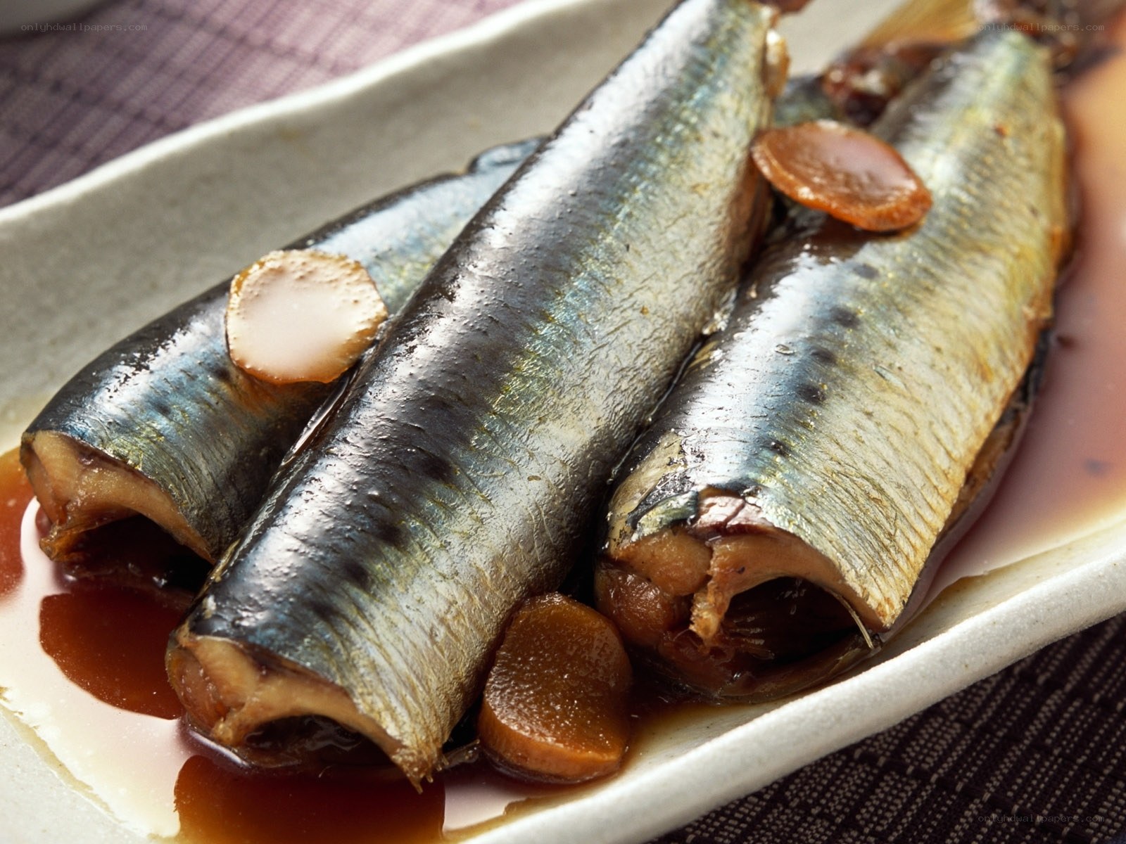 Braised mackerel with ginger