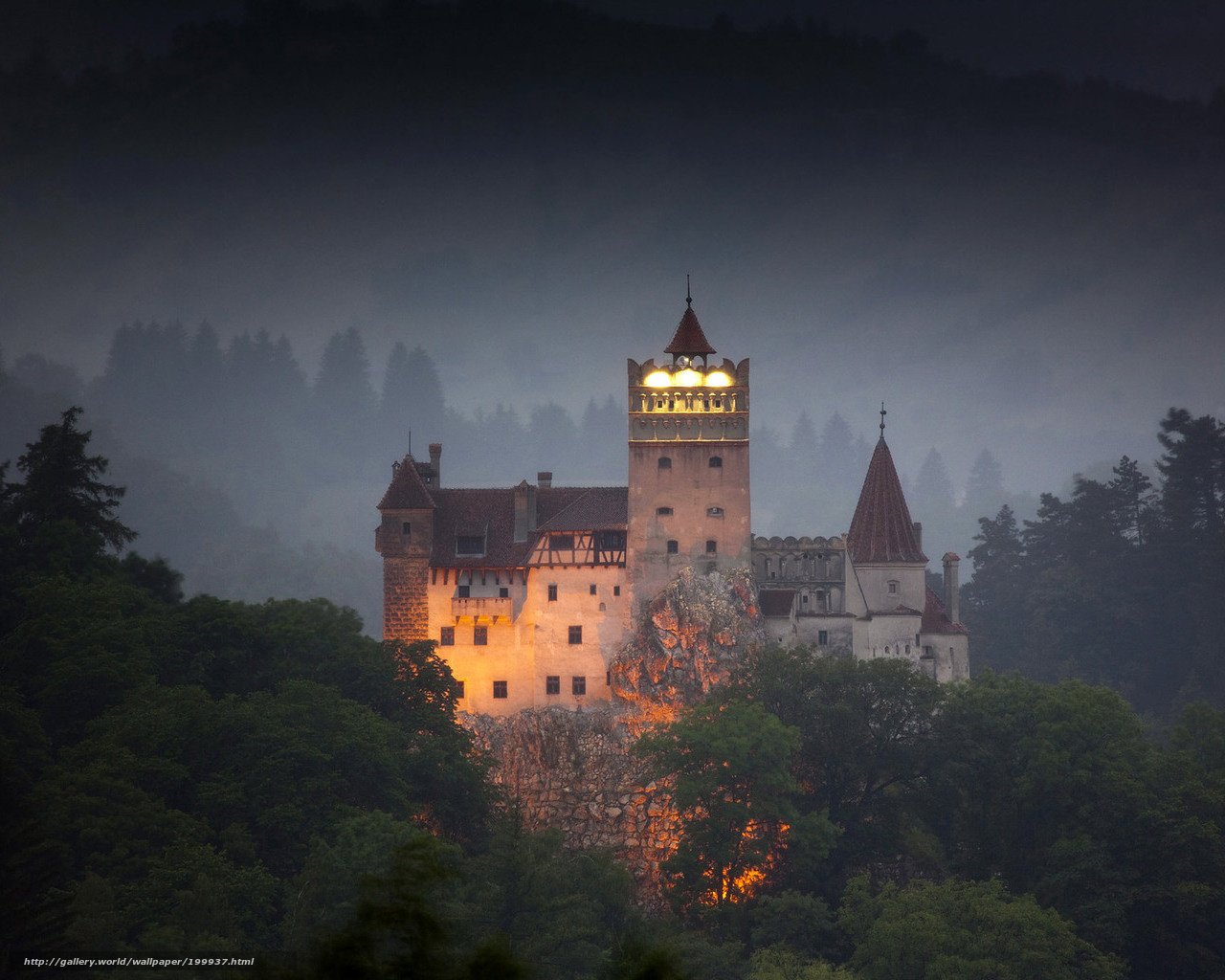 Bran Castle at dusk