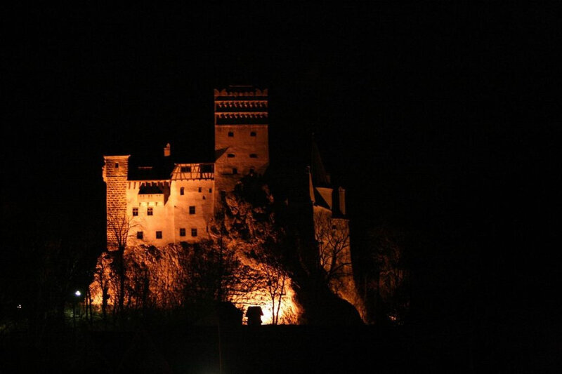 Bran Castle at Night — Black