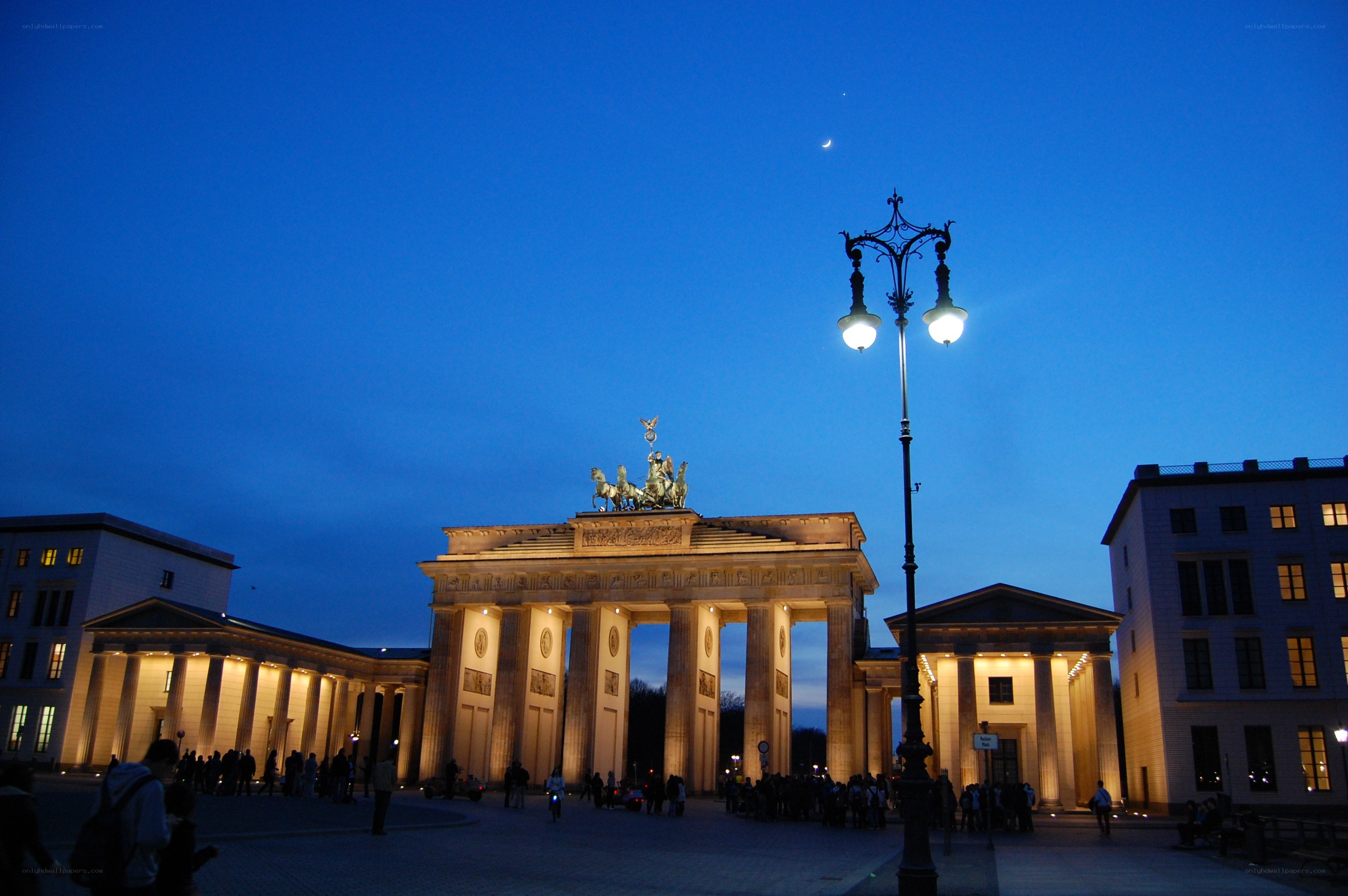 Brandenburg Gate at dusk