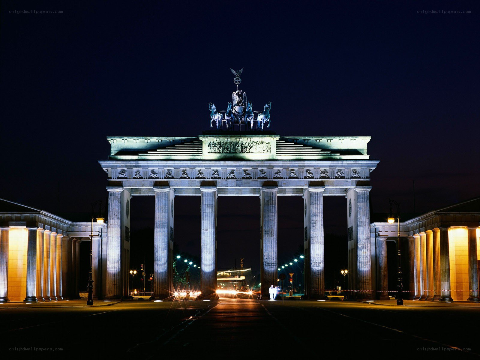 Brandenburg Gate at night