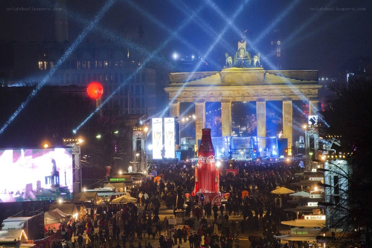 Brandenburg Gate at night