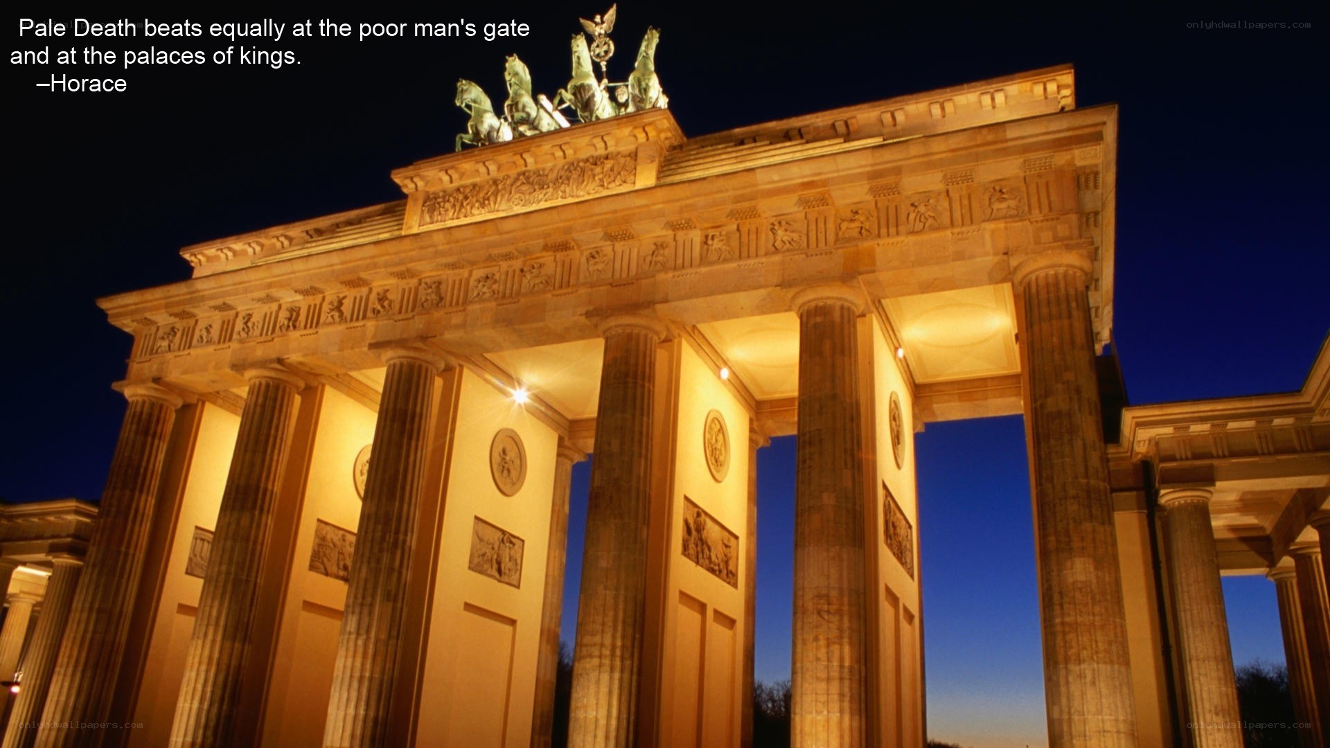 Brandenburg Gate at night