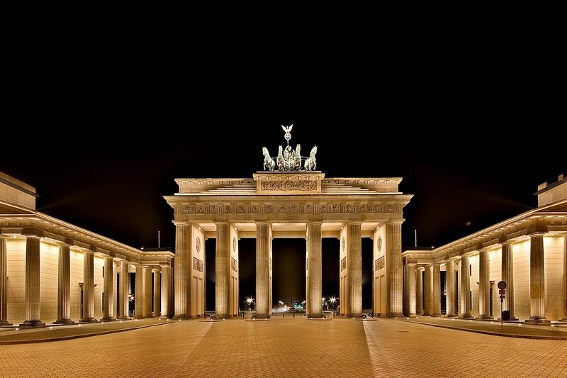Brandenburg Gate at night
