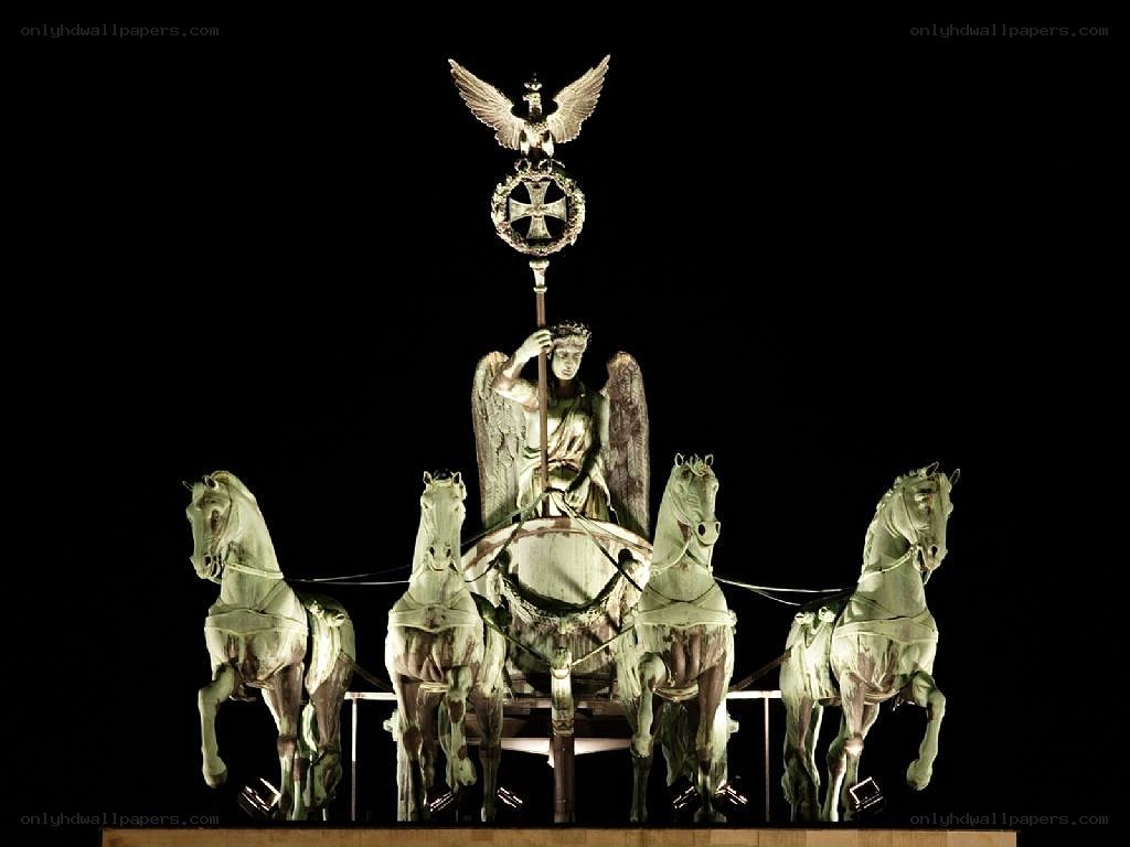Brandenburg Gate Quadriga at night