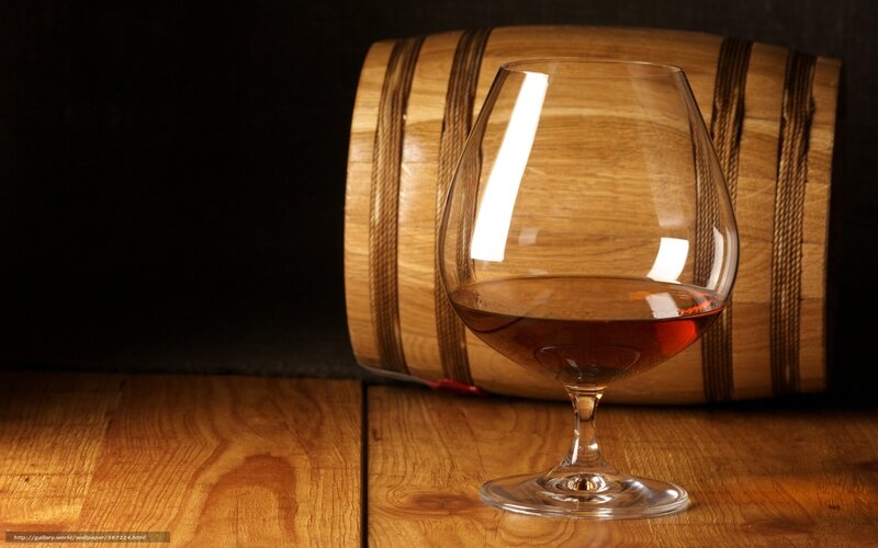 brandy glass with barrel