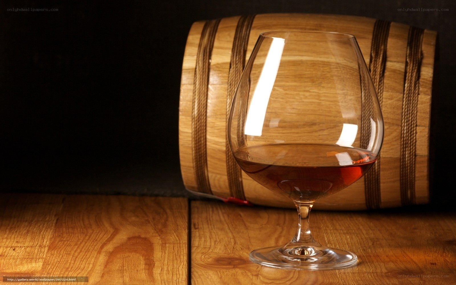brandy glass with barrel