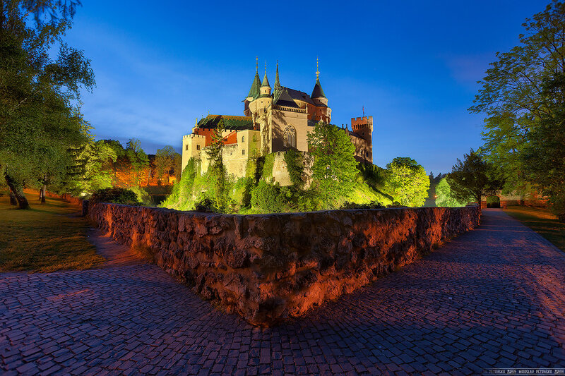 Bratislava Castle — Blue, Dramatic