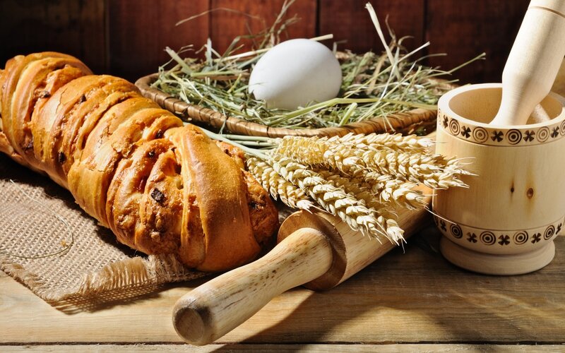 Bread and baking tools