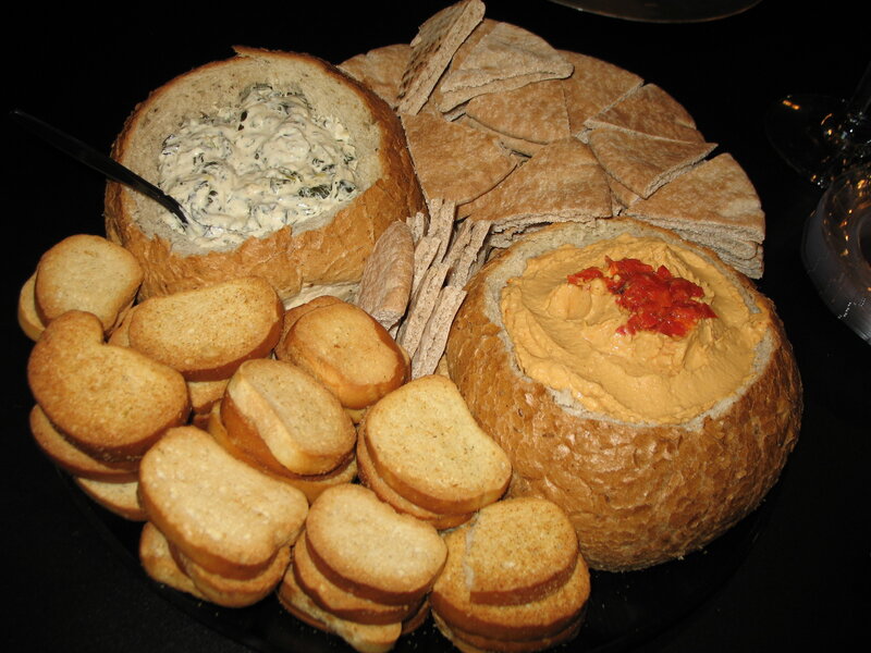 bread bowl appetizers with dips