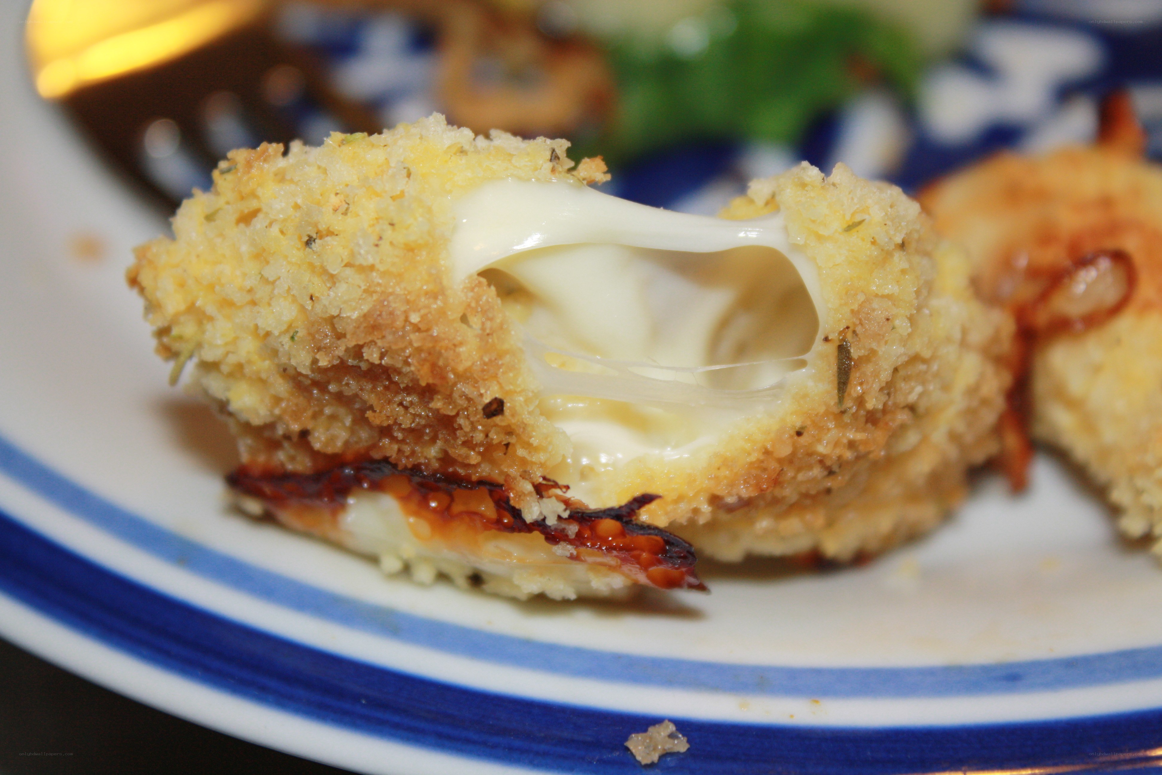 Breaded cheese ball with melted filling
