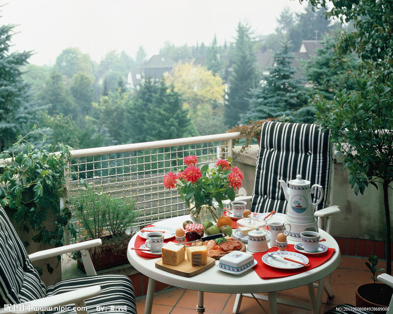 Breakfast on Balcony — Green, Serene