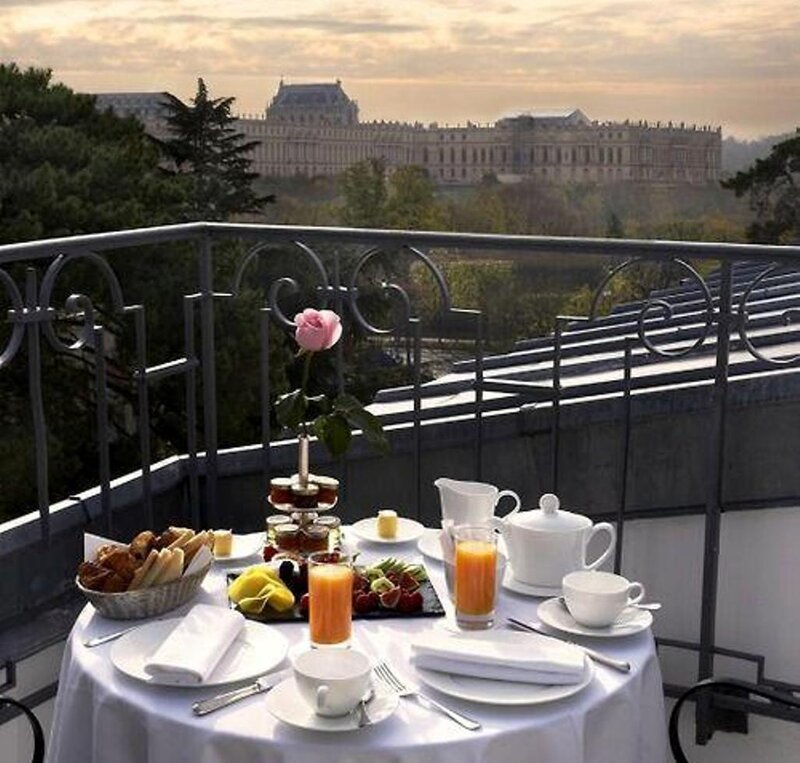 Breakfast on Balcony — White