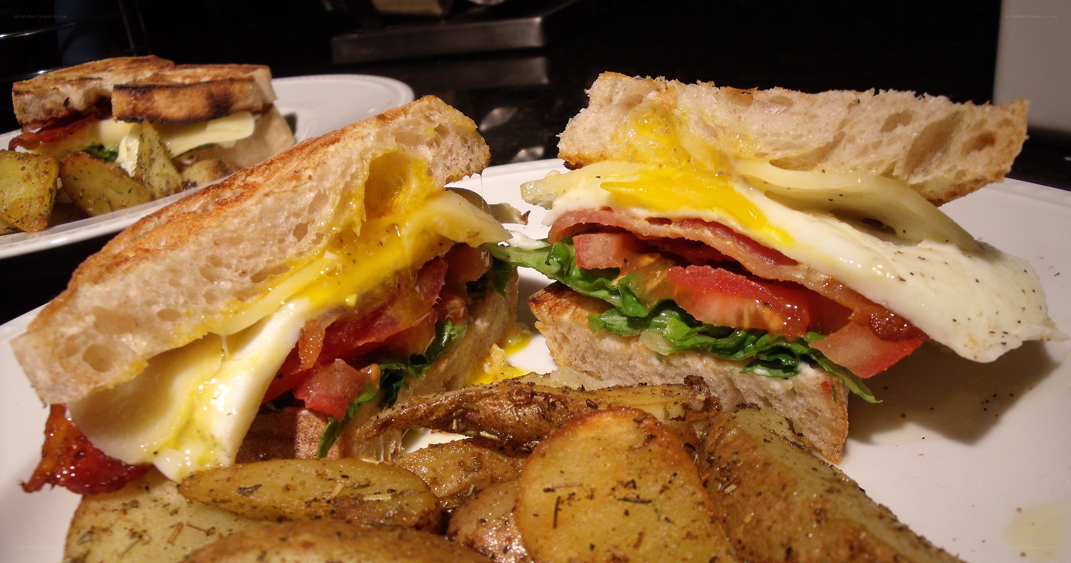 Breakfast sandwich with potatoes
