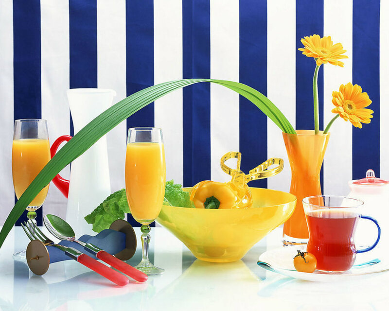 Breakfast Table Setting — Blue, Bright