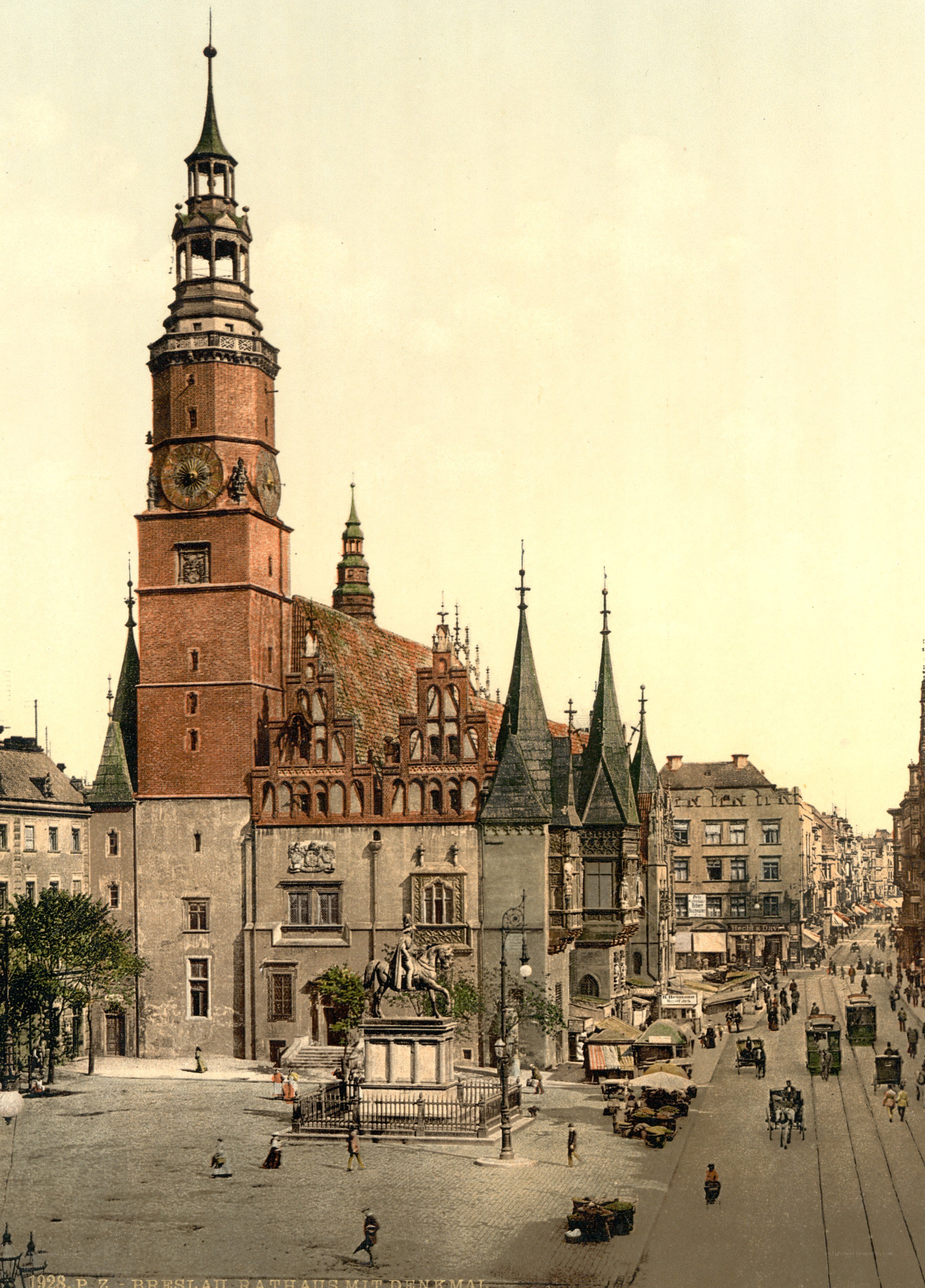 Breslau Rathaus with monument