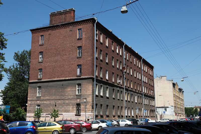 Brick apartment building in city