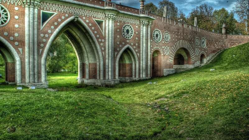 Brick Archway Structure — Green