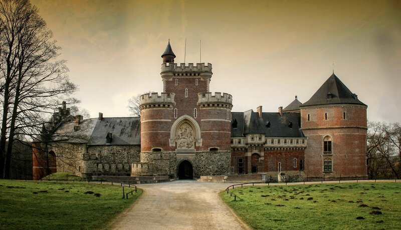 Brick Castle with Towers — Green