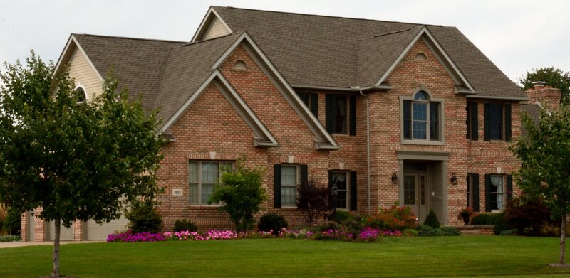 Brick House with Garden — Green, Calm