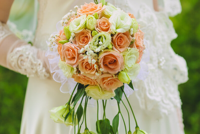 Bridal Bouquet with Roses — Peach