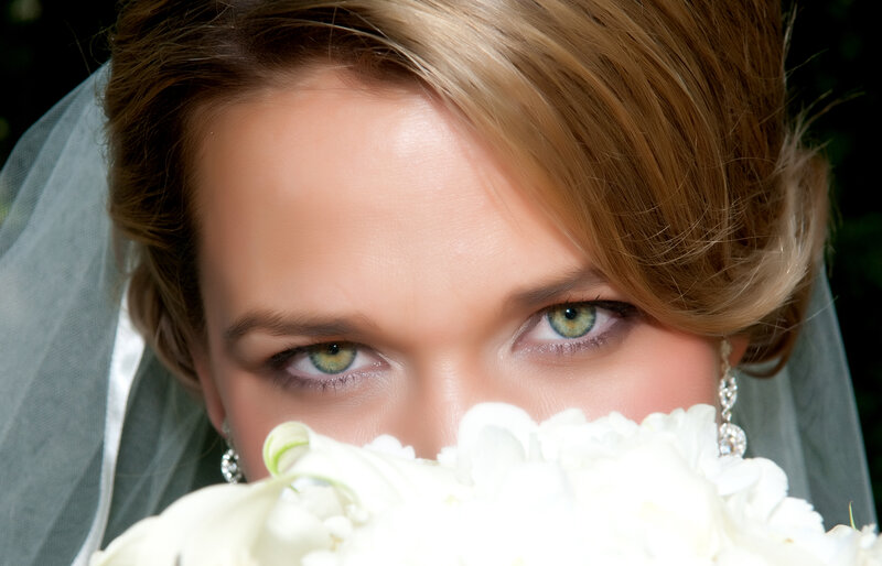 bridal portrait with bouquet
