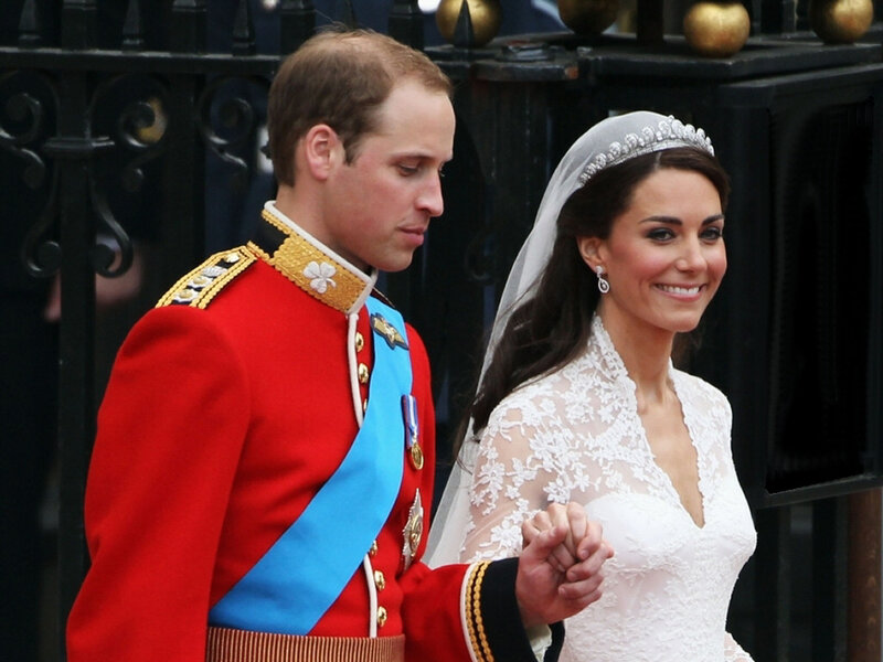 Bride and Groom Couple — Red