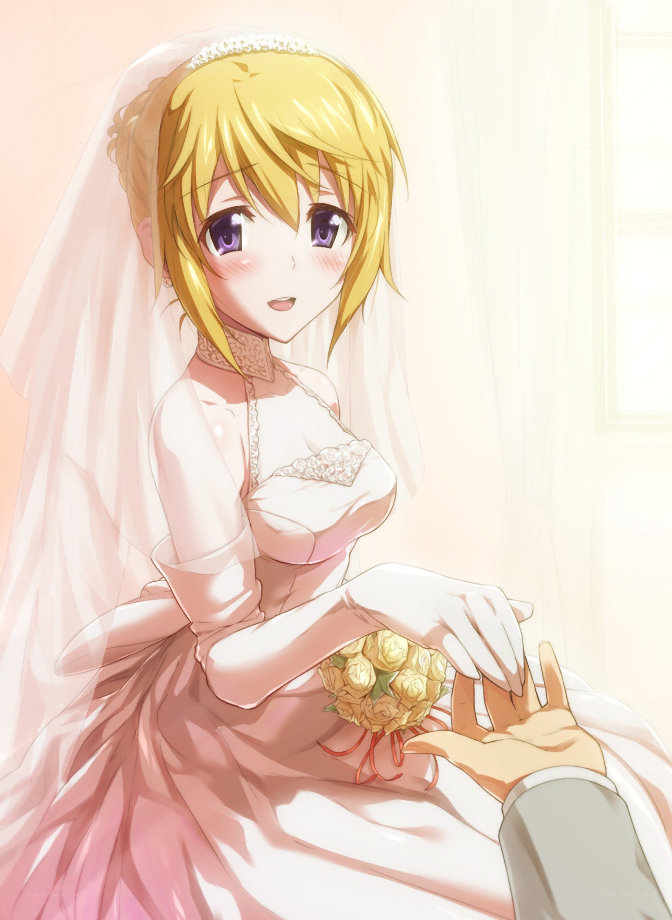 bride holding bouquet