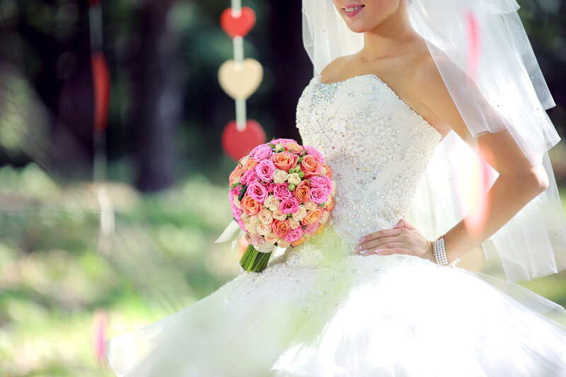 Bride Holding Bouquet — White, Romantic, Afternoon