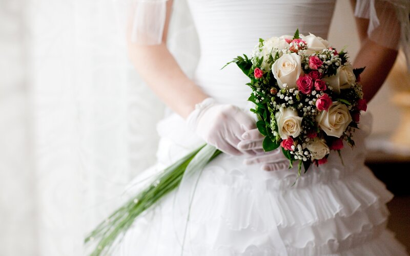 Bride Holding Bouquet — White, Serene