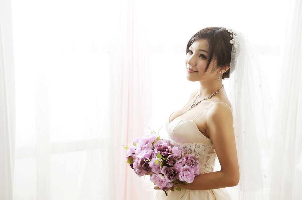 Bride with bouquet