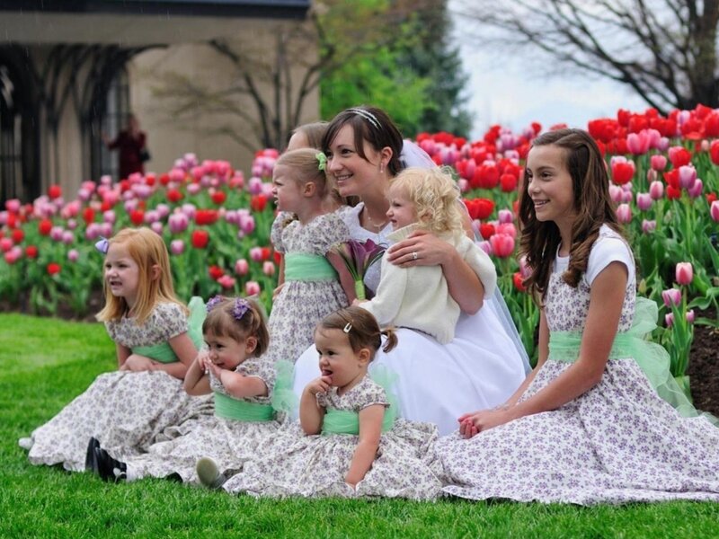 Bride with Flower Girls — Green