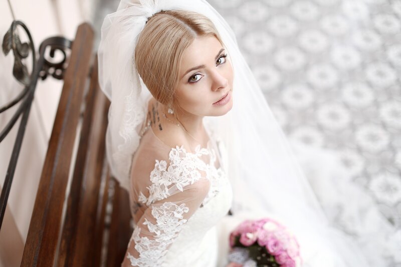 Bride with Veil and Bouquet — White
