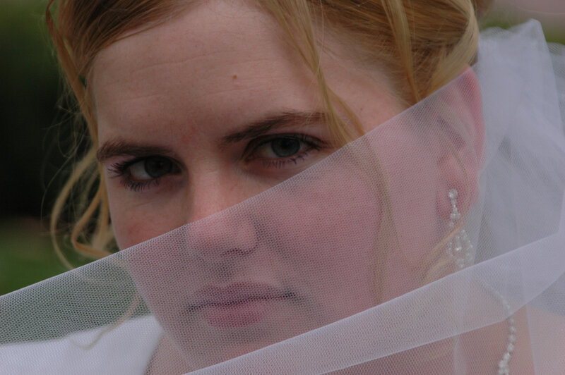 bride with veil