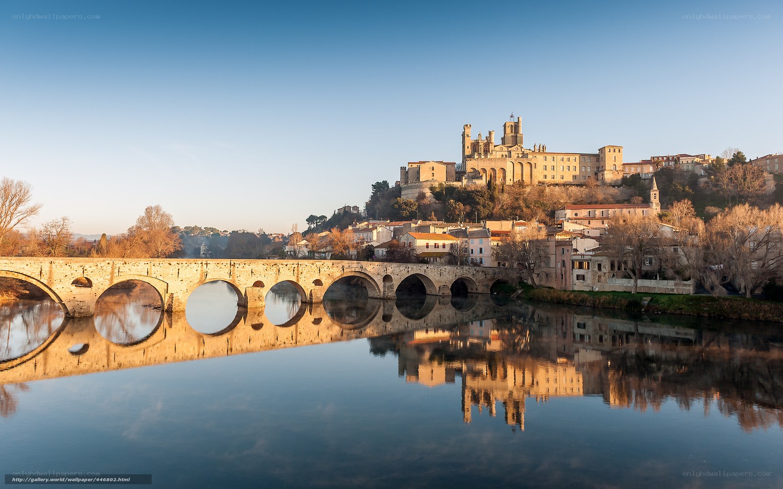 Bridge and cathedral at dawn