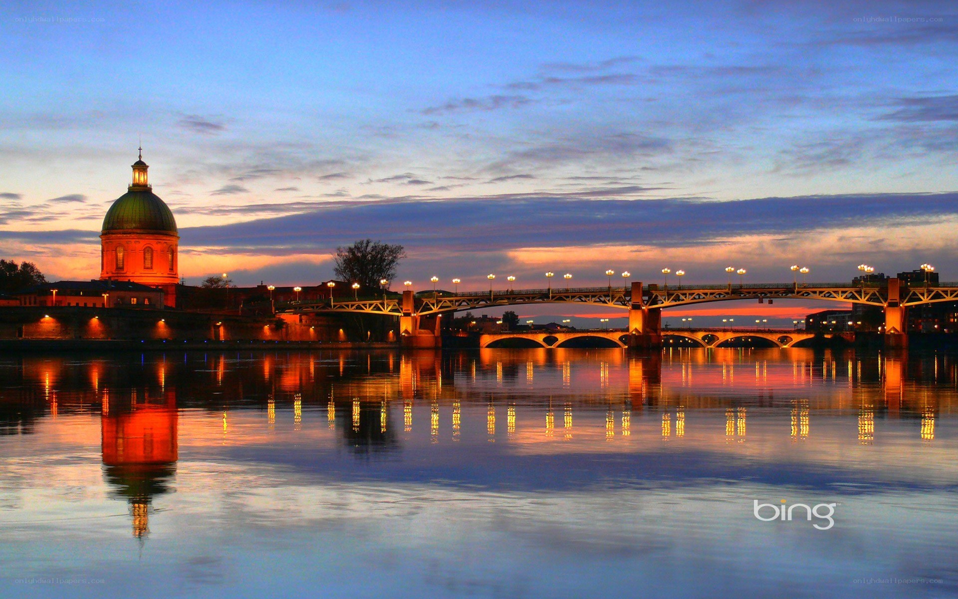 Bridge and dome at dusk