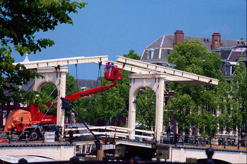 Bridge maintenance in Amsterdam