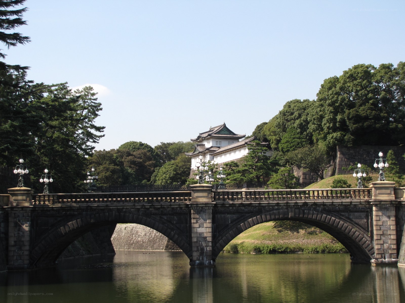 Bridge over moat at Tokyo Castle