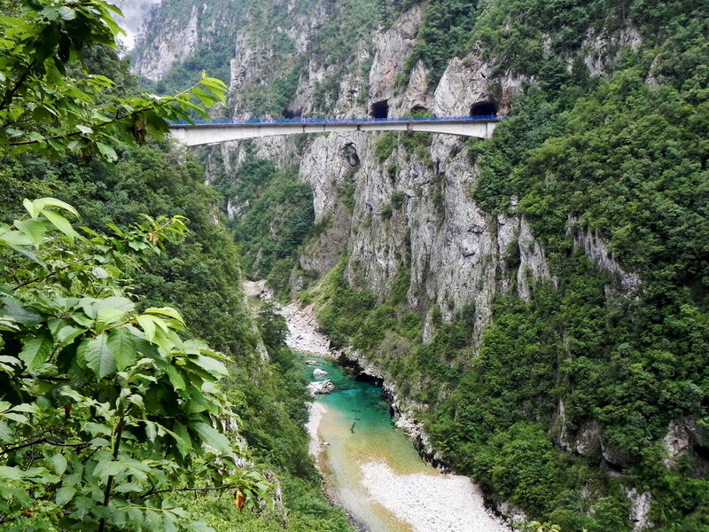 Bridge over River Canyon — Green