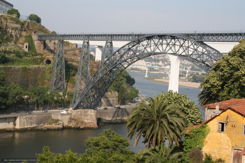 Bridge over the Douro River