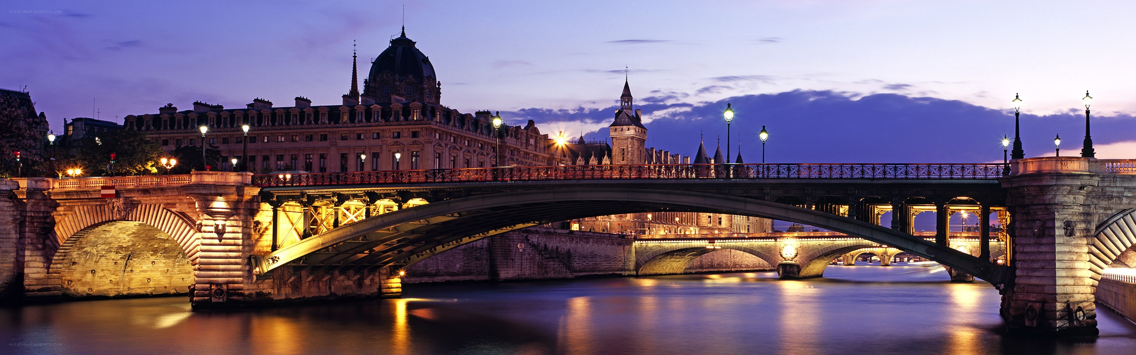 Bridge over the Seine at dusk