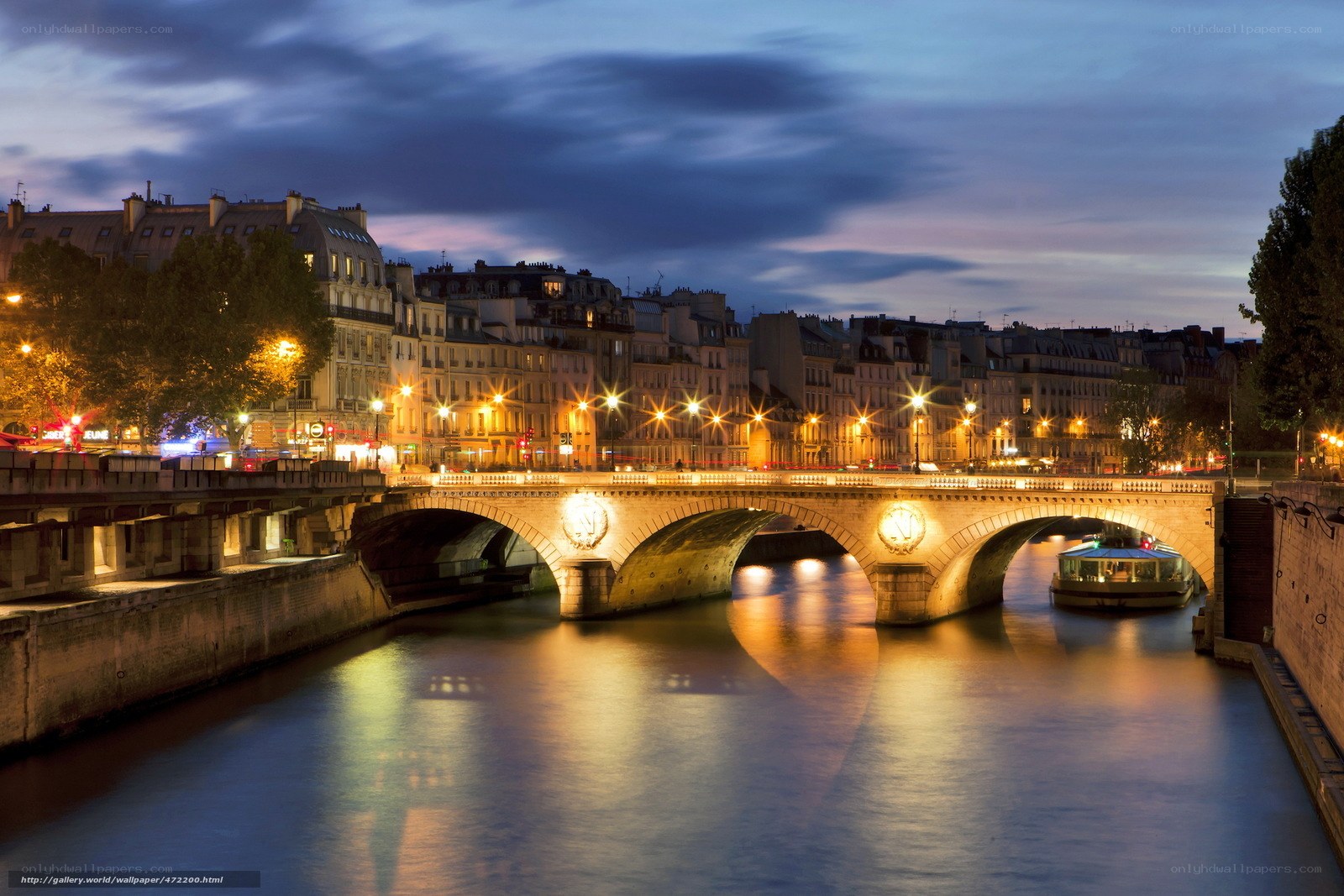 Bridge over the Seine at dusk