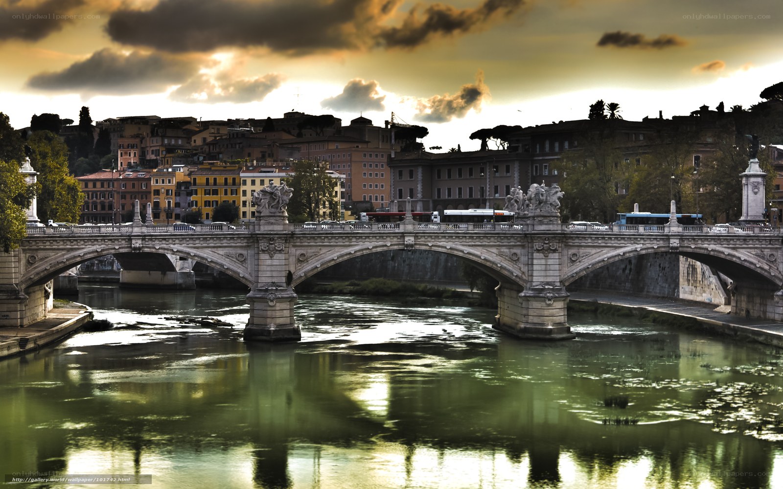 Bridge over the Tiber River at sunset
